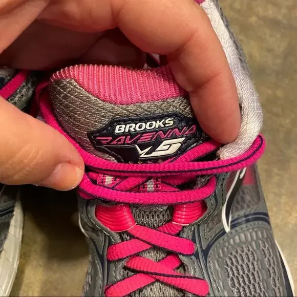 Brooks Ravenna 5 Athletic Running Sneakers Size 9 - Picture 10 of 10